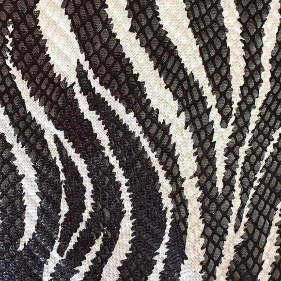 Urban black and white zebra print halter dress - Picture 5 of 5